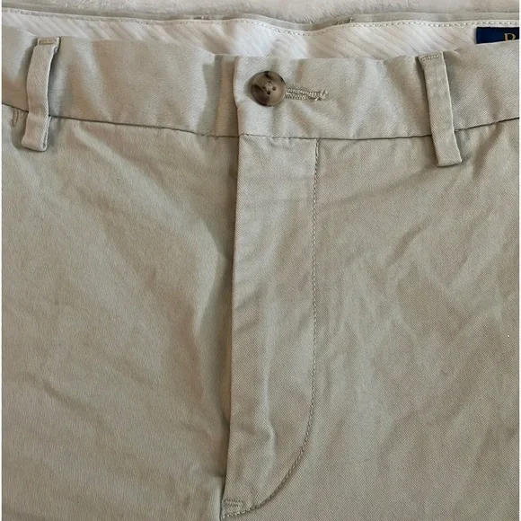 Polo Ralph Lauren Shorts Size 32 - Picture 3 of 6